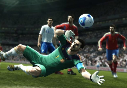 Pro Evolution Soccer [Free]